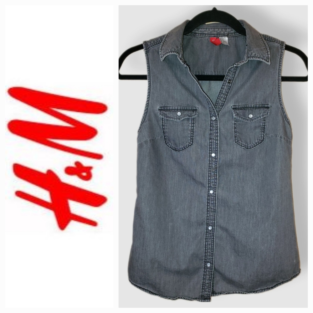 Divided | Sleeveless Collard Button Down